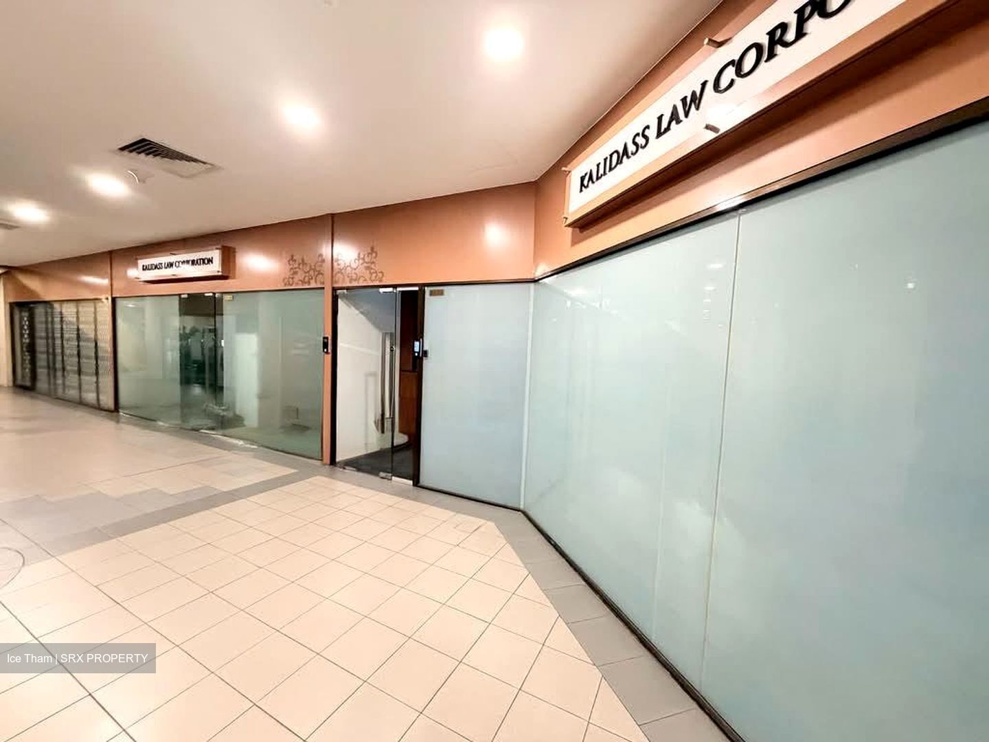 Furama City Centre Singapore (D1), Shop House #554960261